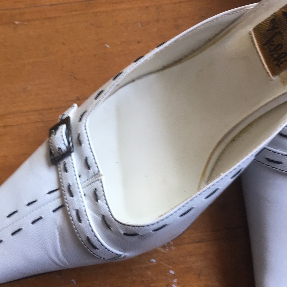 Black and white slide shoes - Picture 2 of 3